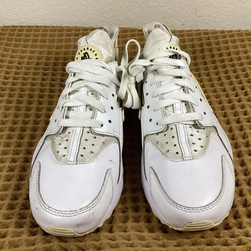 Nike Air Huarache Run PRM Mens Sz 8.5 White Snakeskin Running Shoes 704830-100